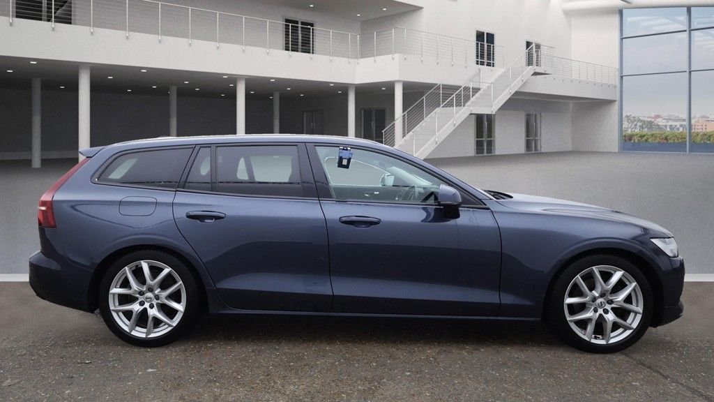 Used Volvo V60 2018 for sale - 76520615: Photo 12