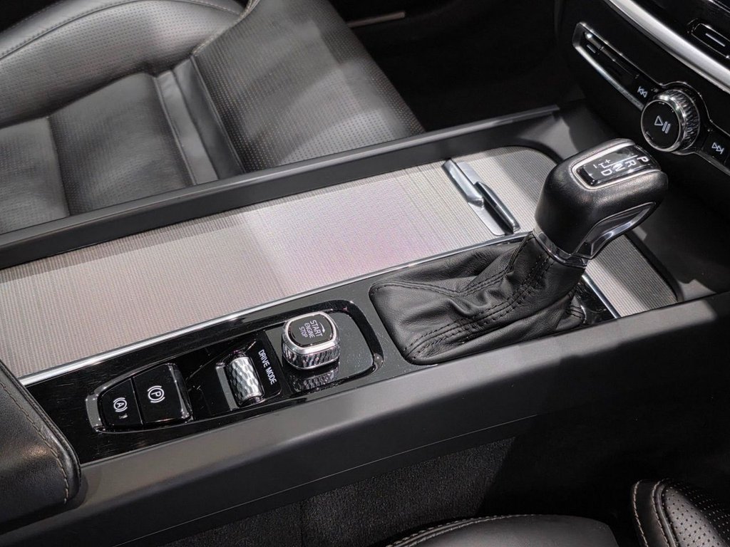 Used Volvo V60 2018 for sale - 76520615: Photo 18