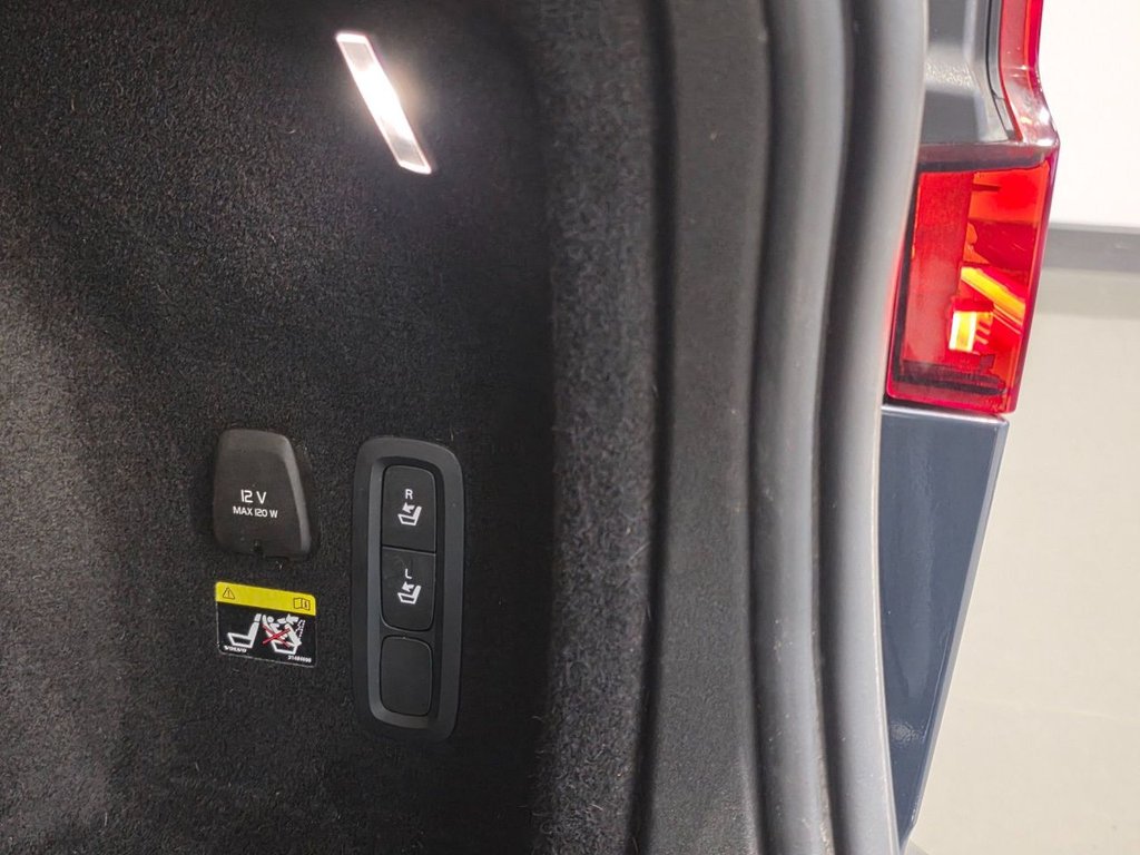 Used Volvo V60 2018 for sale - 76520615: Photo 28