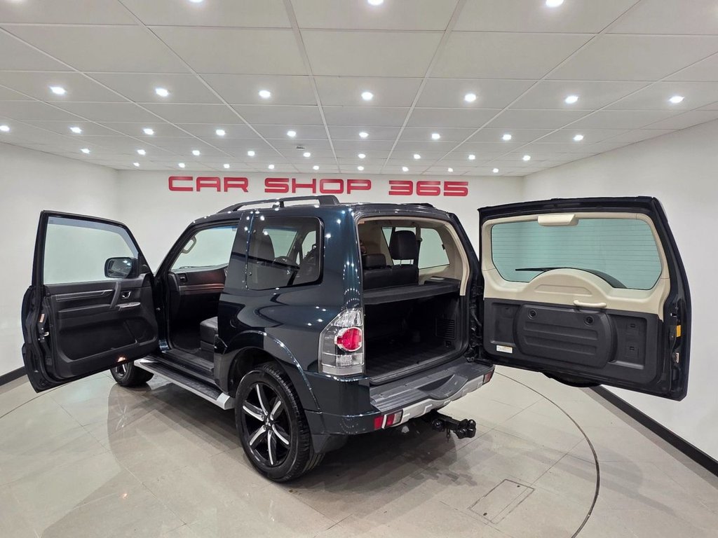 Used Mitsubishi Shogun 2015 for sale - 76410341: Photo 35