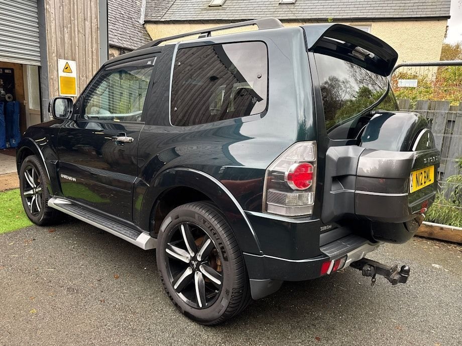 Used Mitsubishi Shogun 2015 for sale - 76410341: Photo 5