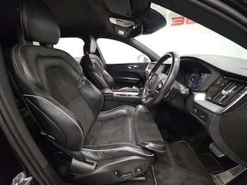 Used Volvo XC60 2018 for sale - 75628277: Photo