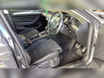 Used Volkswagen Passat 2016 for sale - 75923972: Photo