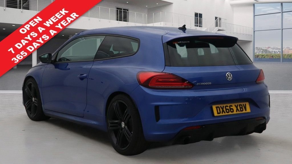 Used Volkswagen Scirocco 2016 for sale - 76642424: Photo 2