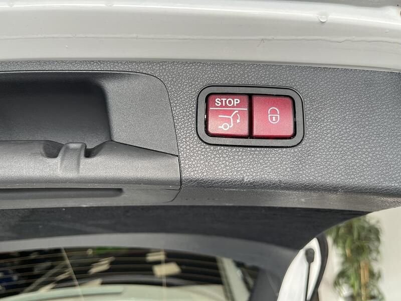 Used Mercedes-Benz E Class 2017 for sale - 76510250: Photo 15