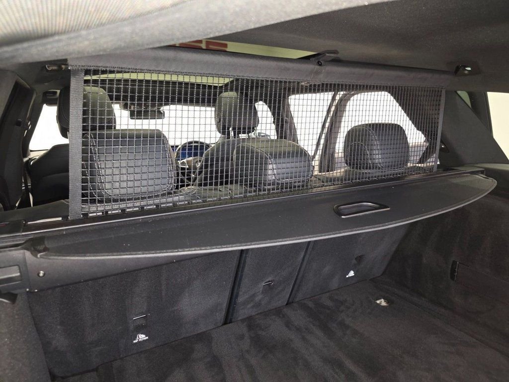 Used Mercedes-Benz E Class 2017 for sale - 76510250: Photo 28