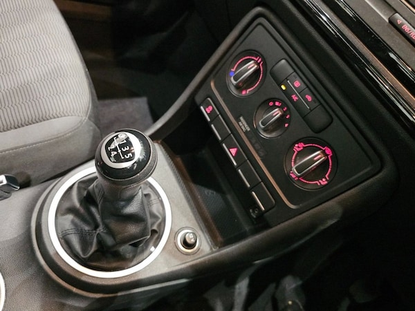 Used Volkswagen Beetle 2013 for sale - 75628284: Photo 14