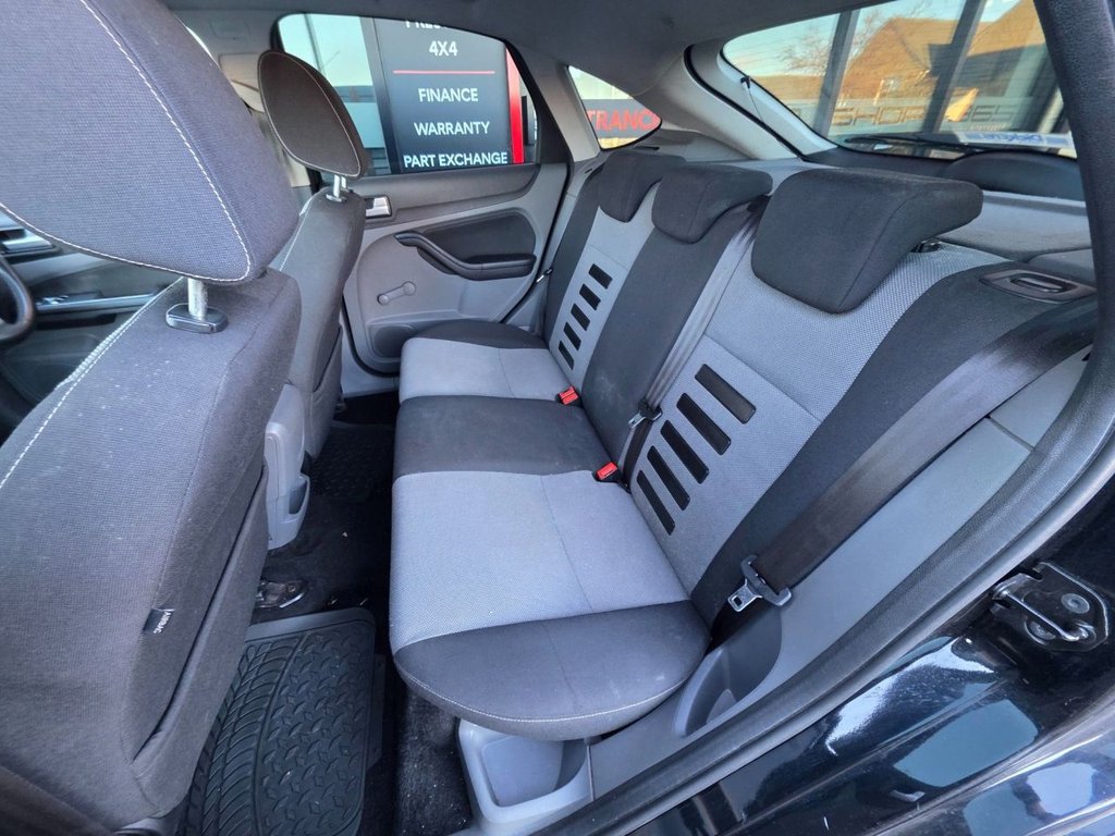 Used Ford Focus 2010 for sale - 77096457: Photo 25