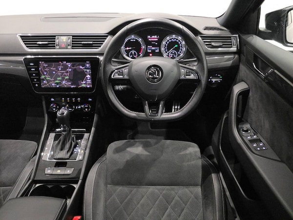 Used Skoda Superb 2018 for sale - 75628287: Photo 10