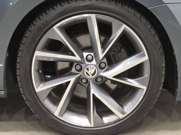 Used Skoda Superb 2018 for sale - 75628287: Photo 18