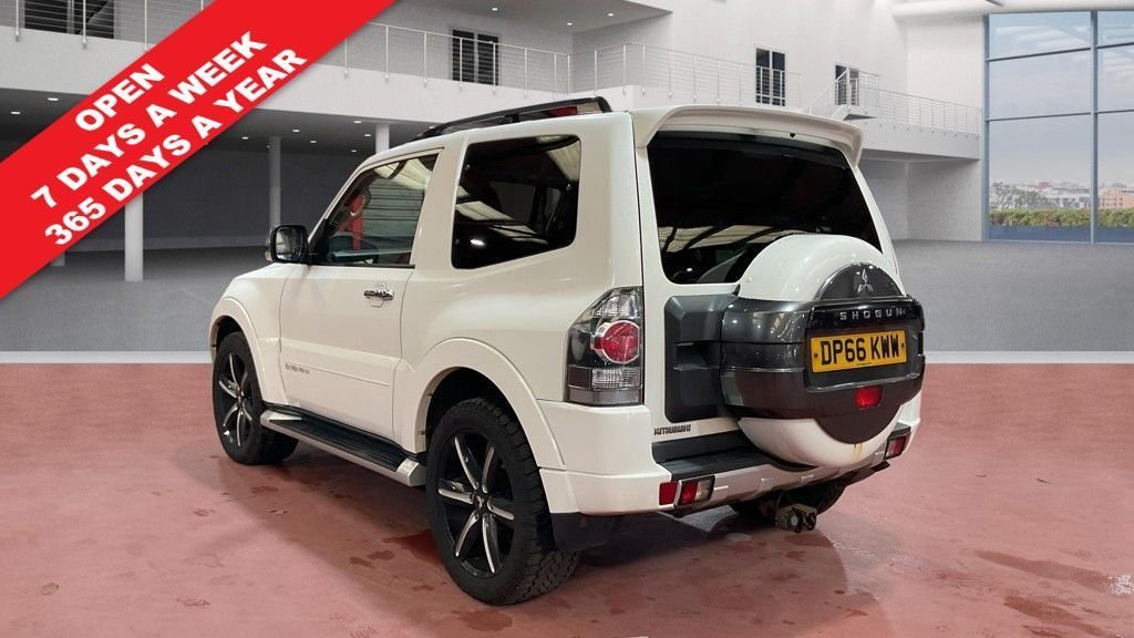 Used Mitsubishi Shogun 2016 for sale - 77890992: Photo 2