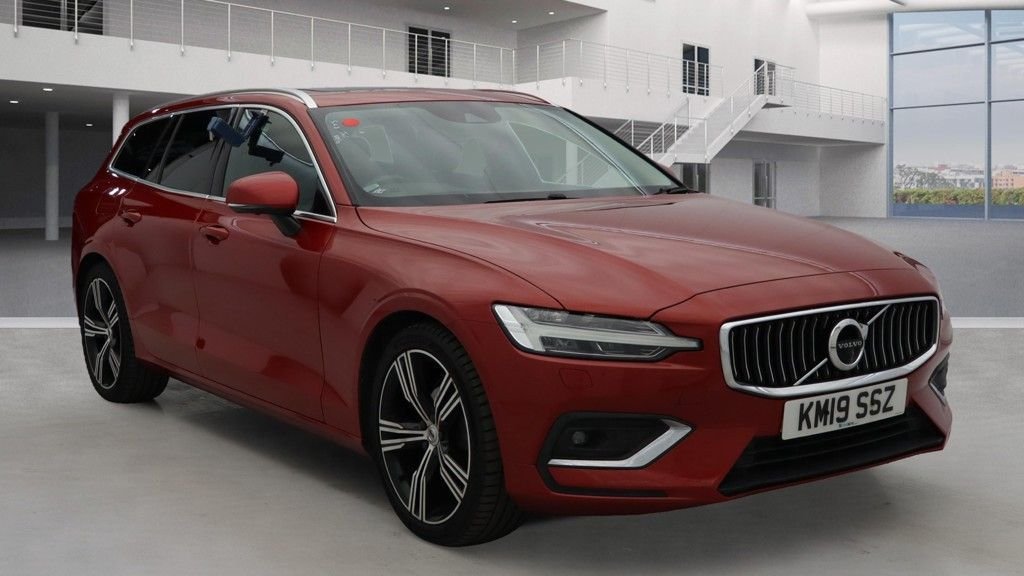 Used Volvo V60 2019 for sale - 76470553: Photo 4