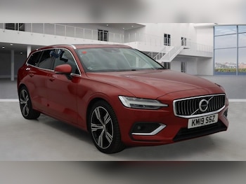 Used Volvo V60 2019 for sale - 76470553: Photo