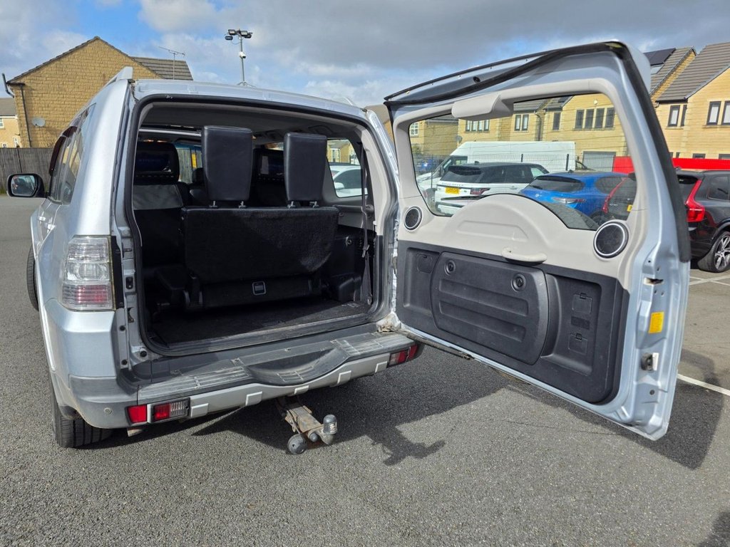 Used Mitsubishi Shogun 2007 for sale - 77835593: Photo 6