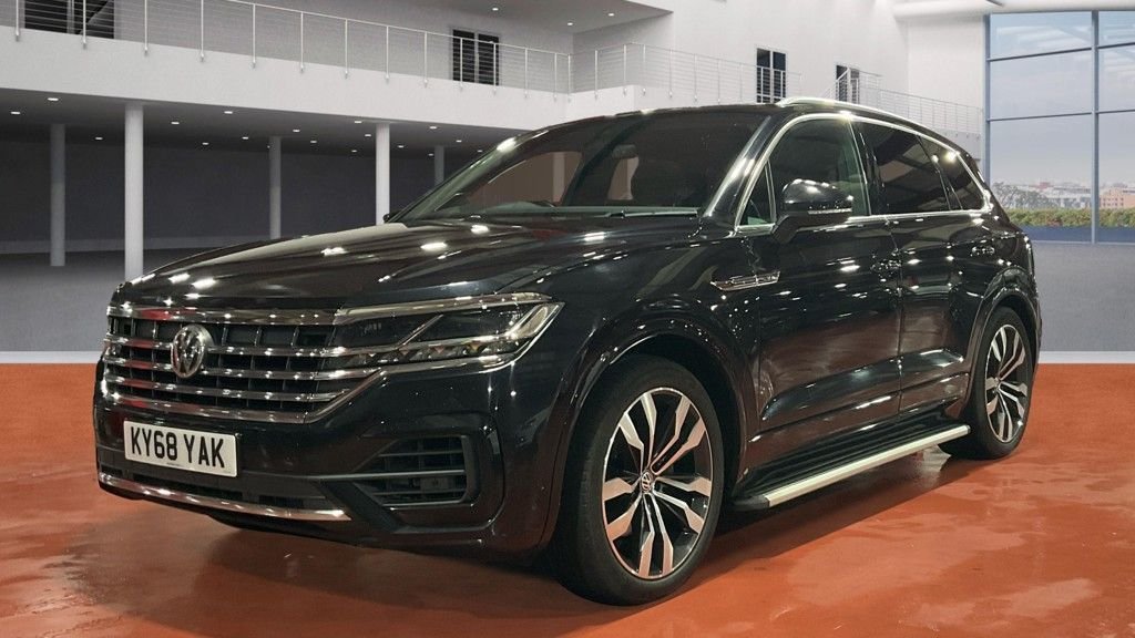 Used Volkswagen Touareg 2018 for sale - 76632524: Photo 15