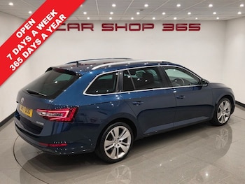 Used Skoda Superb 2017 for sale - 75628261: Photo