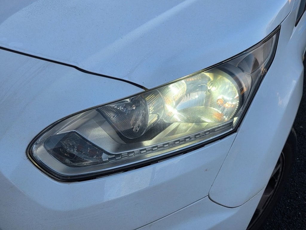 Used Ford Grand Tourneo Connect 2015 for sale - 77014569: Photo 25