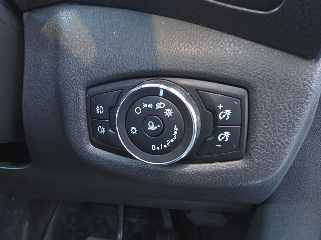 Used Ford Grand Tourneo Connect 2015 for sale - 77014569: Photo 30