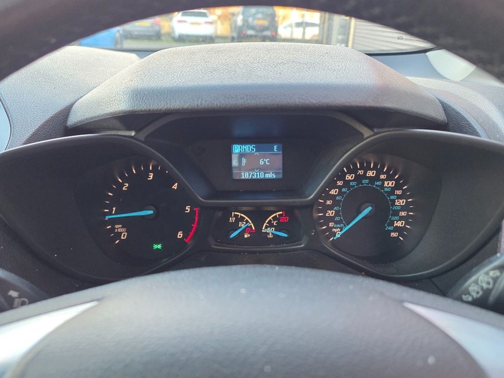 Used Ford Grand Tourneo Connect 2015 for sale - 77014569: Photo 31