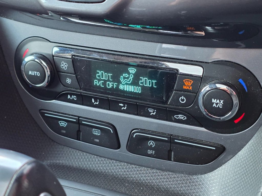 Used Ford Grand Tourneo Connect 2015 for sale - 77014569: Photo 34