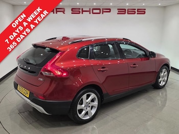 Used Volvo V40 2014 for sale - 79221122: Photo