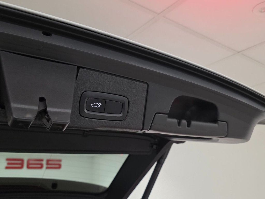 Used Volvo XC60 2018 for sale - 75937551: Photo 13