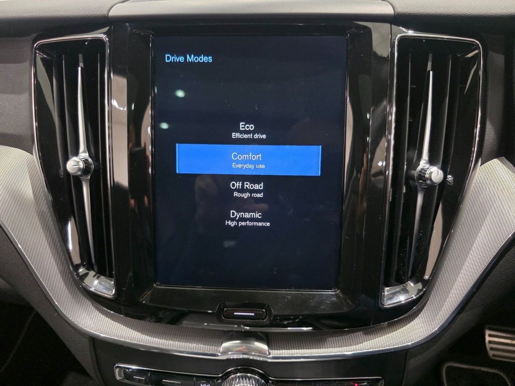 Used Volvo XC60 2018 for sale - 75937551: Photo 19