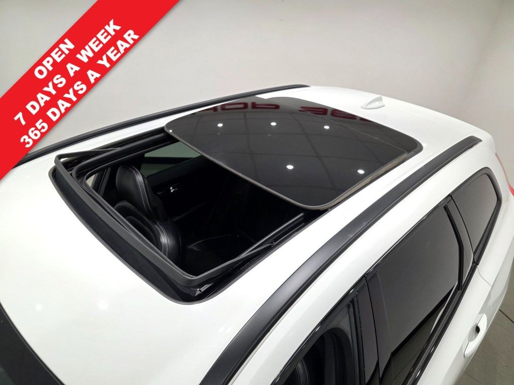 Used Volvo XC60 2018 for sale - 75937551: Photo 2