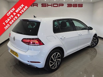 Used Volkswagen Golf 2019 for sale - 75296108: Photo