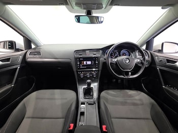Used Volkswagen Golf 2019 for sale - 75296108: Photo