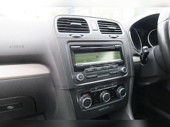 Used Volkswagen Golf 2009 for sale - 78124497: Photo