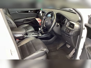 Used Kia Sorento 2018 for sale - 75630973: Photo