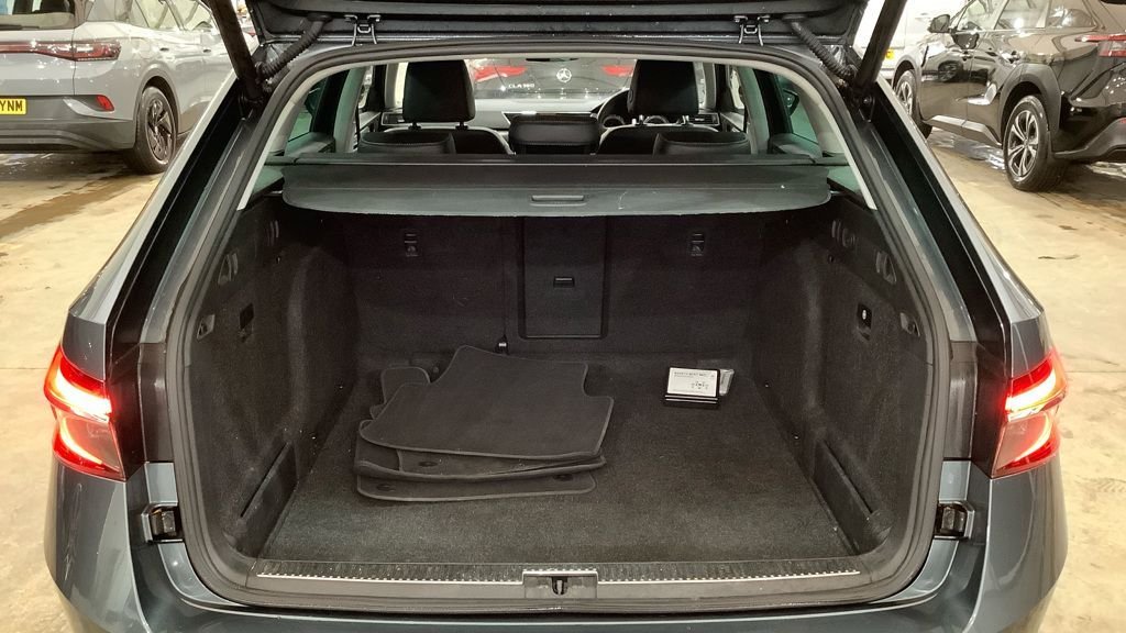 Used Skoda Superb 2021 for sale - 77027303: Photo 11