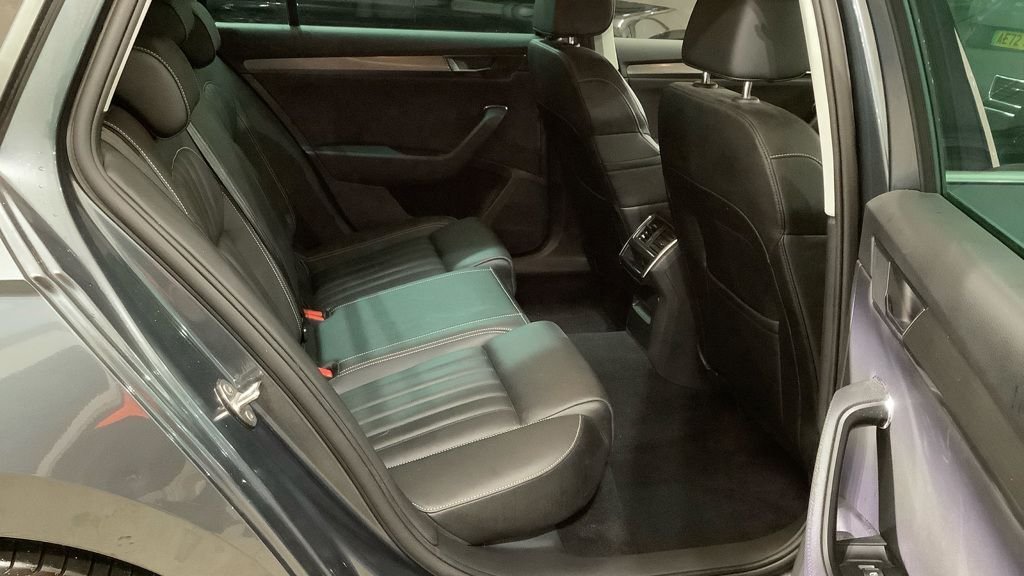 Used Skoda Superb 2021 for sale - 77027303: Photo 4