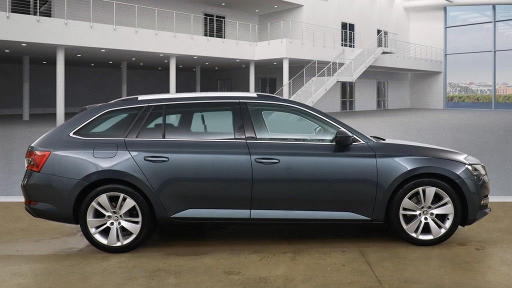 Used Skoda Superb 2021 for sale - 77027303: Photo 8