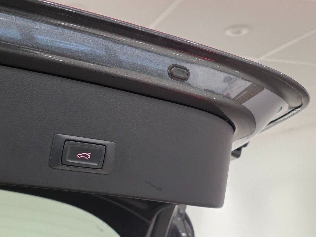 Used Audi A6 Avant 2017 for sale - 76923708: Photo 30