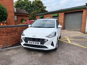 Used Hyundai i10 2021 for sale - 72362601: Photo