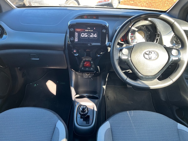 Used Toyota AYGO 2021 for sale - 74298704: Photo 10