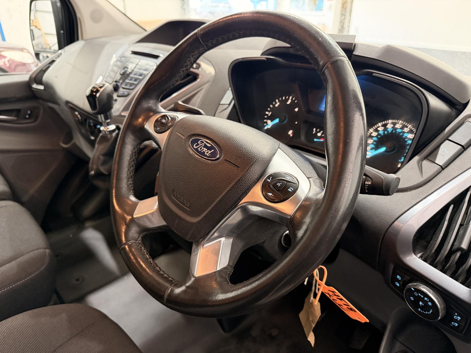 Used Ford Transit Custom 2016 for sale - 76908407: Photo 9