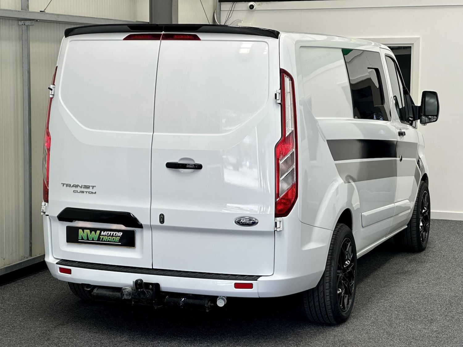 Used Ford Transit Custom 2019 for sale - 76359025: Photo 2