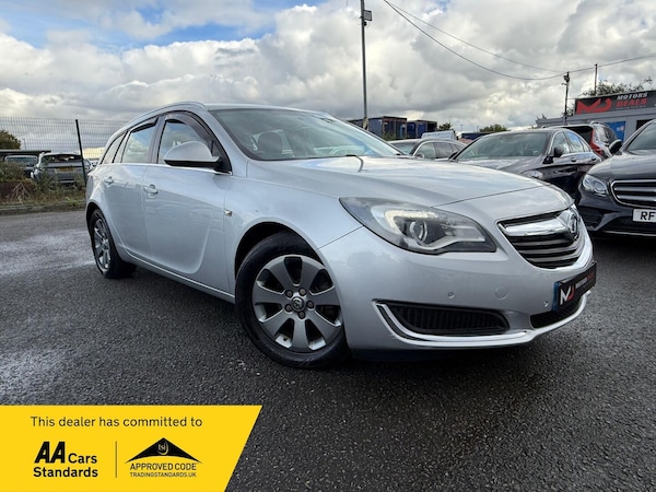 Used Vauxhall Insignia 2015 for sale - 75949977: Photo 1