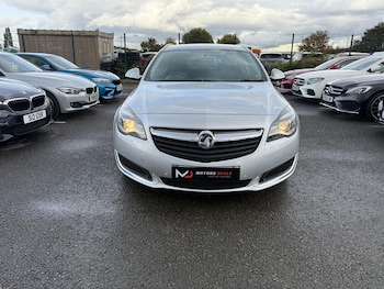 Used Vauxhall Insignia 2015 for sale - 75949977: Photo 2