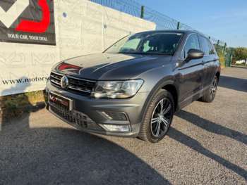 Used Volkswagen Tiguan 2017 for sale - 74921018: Photo