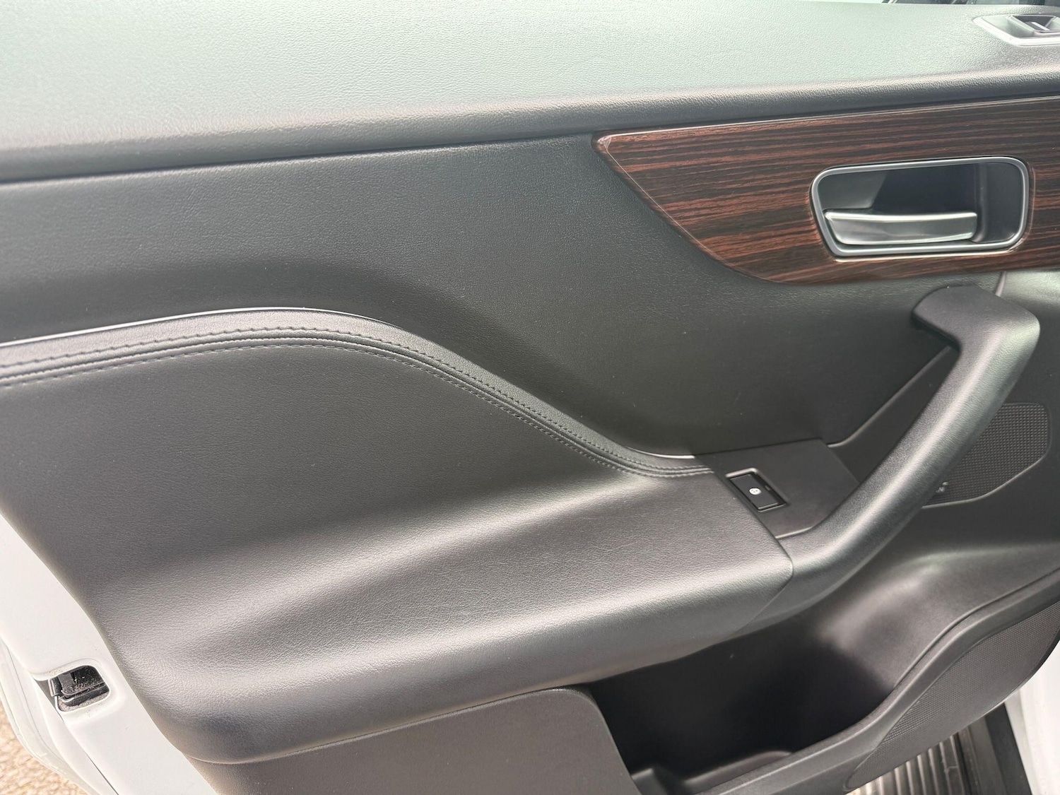 Used Jaguar F-Pace 2018 for sale - 77784413: Photo 32