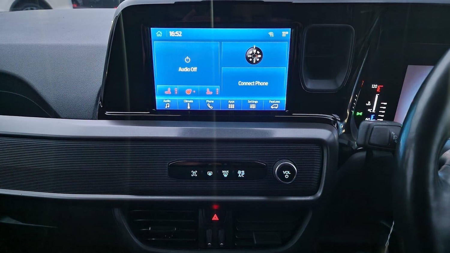 Used Ford Transit Courier 2024 for sale - 76440584: Photo 17