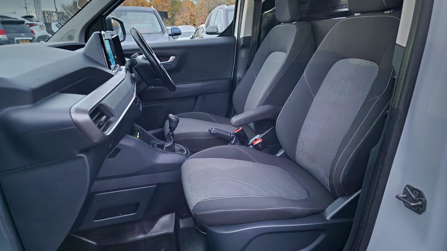 Used Ford Transit Courier 2024 for sale - 76440584: Photo 25