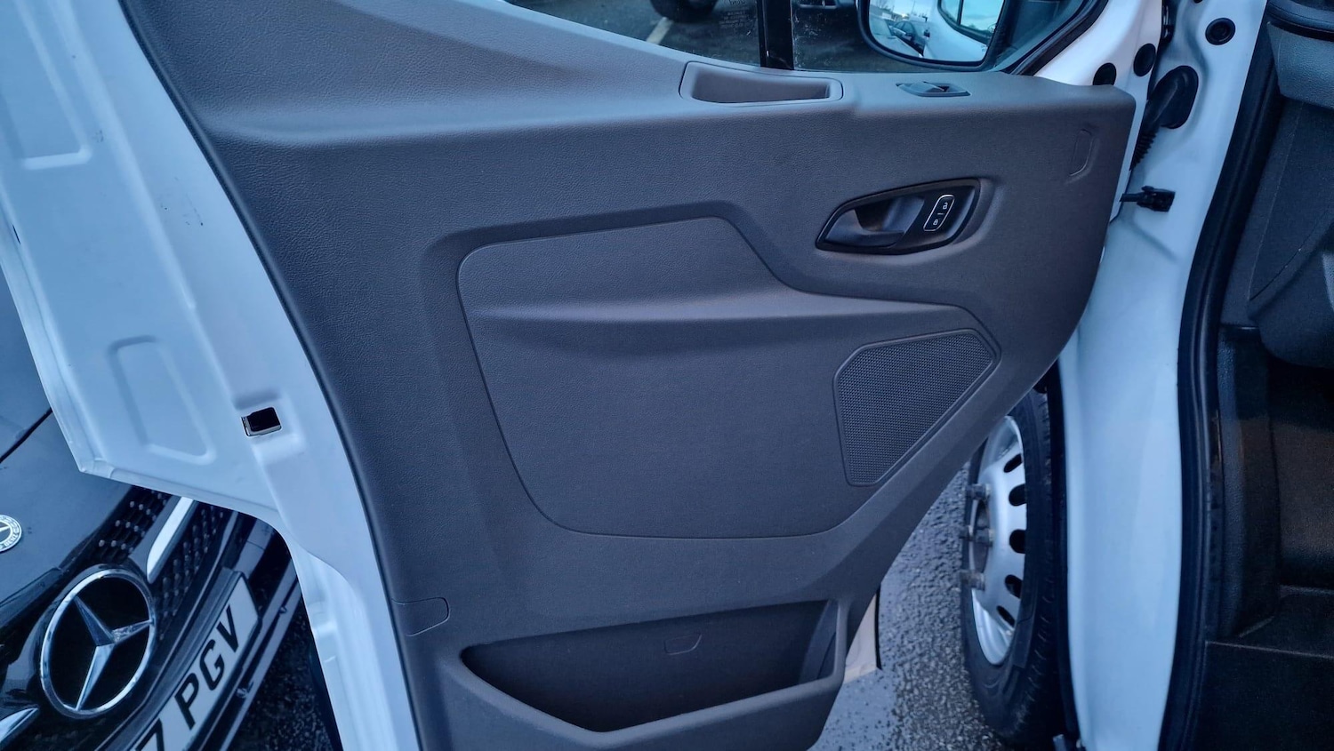 Used Ford Transit for sale - 77175141: Photo 28