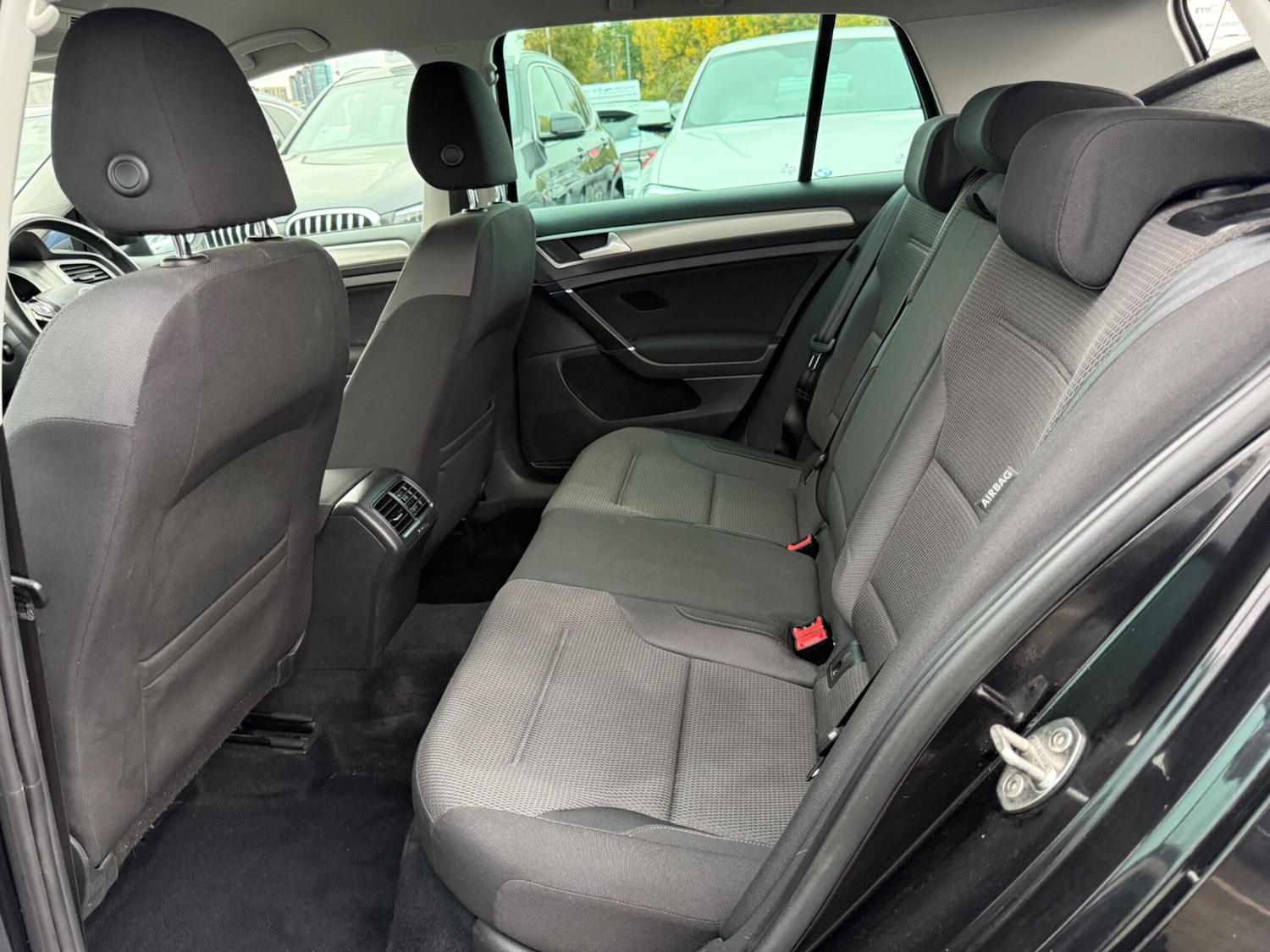 Used Volkswagen Golf 2016 for sale - 76360130: Photo 23