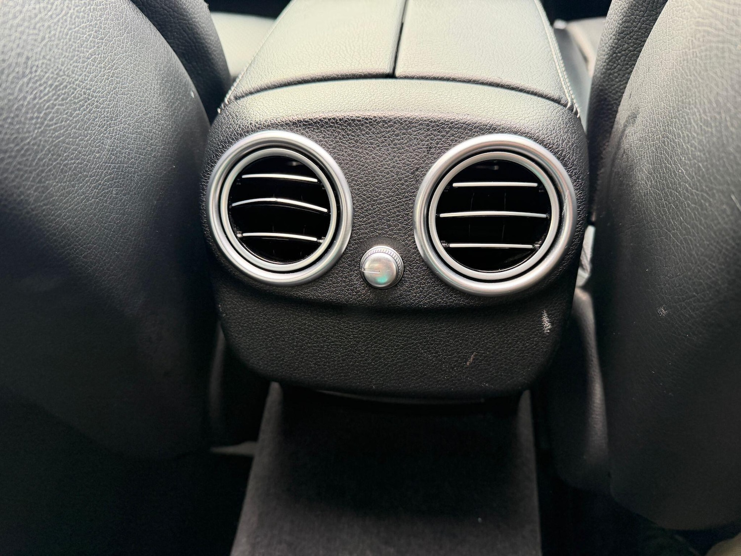 Used Mercedes-Benz C Class for sale - 77598870: Photo 32