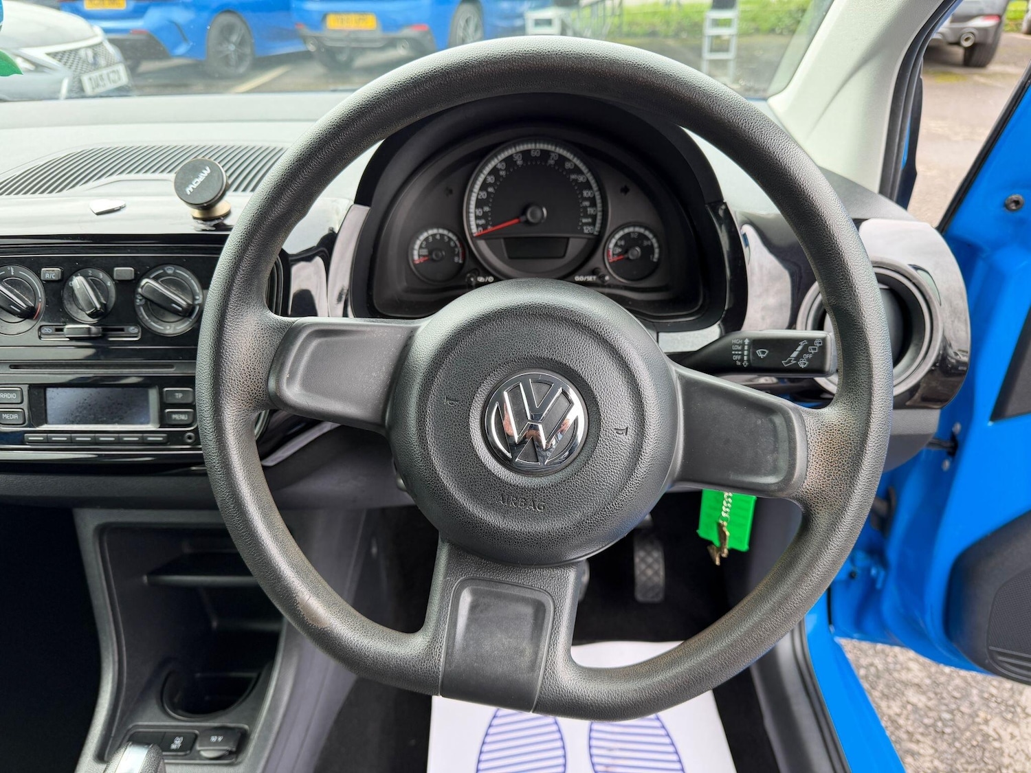 Used Volkswagen up! for sale - 78033965: Photo 14